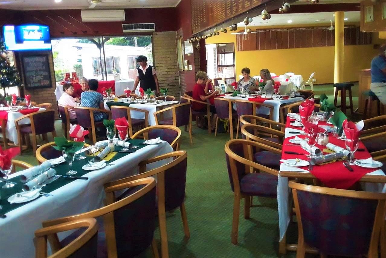 Bar-area-function-at-Margate-Country-Club
